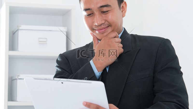 亚马逊运营学历要求2025